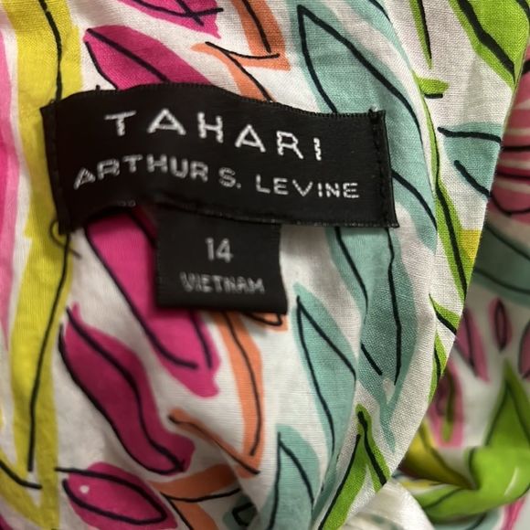 Vibrant Multicolor Sleeveless Dress - Picture 13 of 13